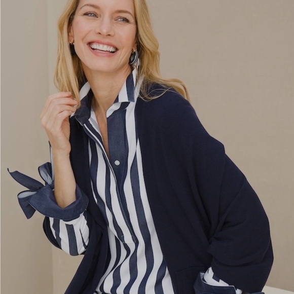 Chico's Blue and White Button Down Shirt with Cuffed Sleeves- Brand New - Picture 4 of 10